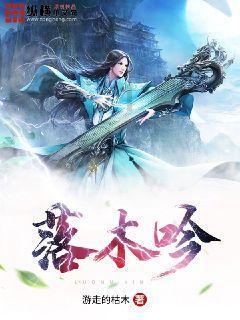 赛琳娜的泳装对比照，勇敢面对身材变化的启示，引热议